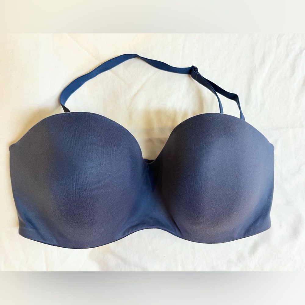 Victoria’s Secret Body by Victoria Lined Strapless Bra